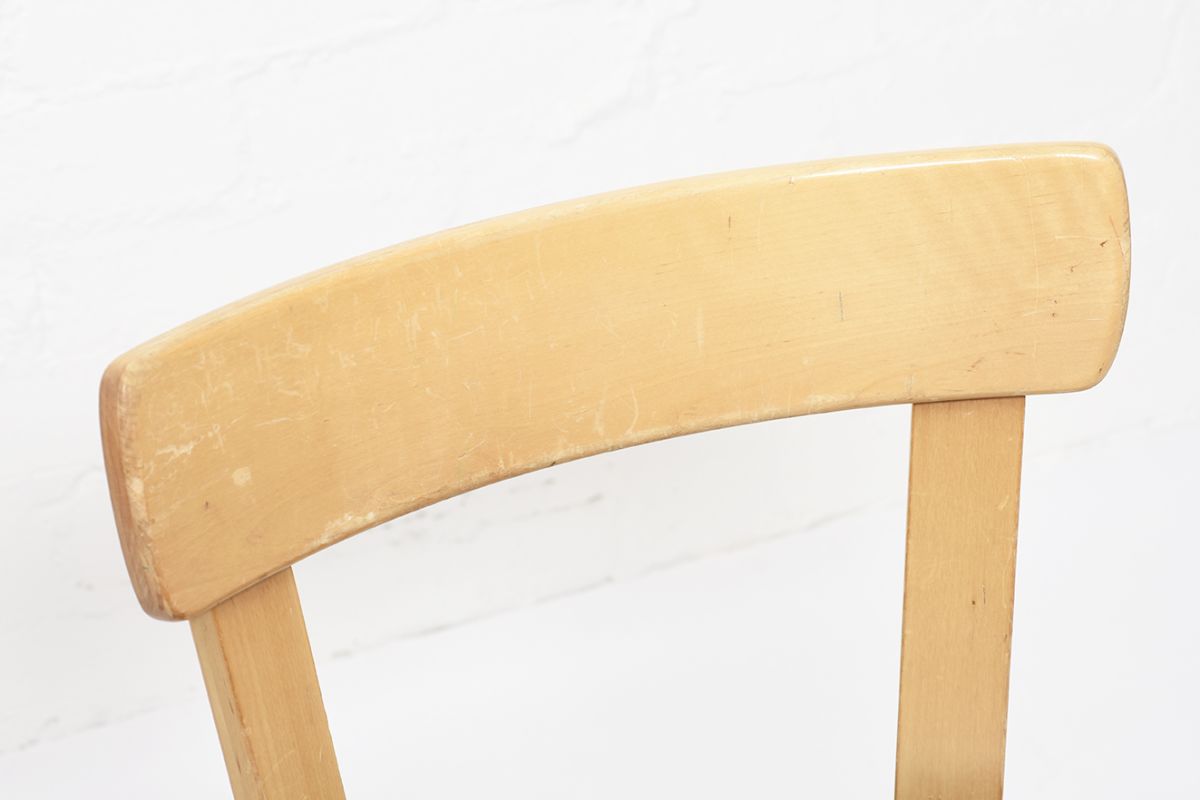 Aalto-Alvar-Chair69-Navy-Vinyl_detail1