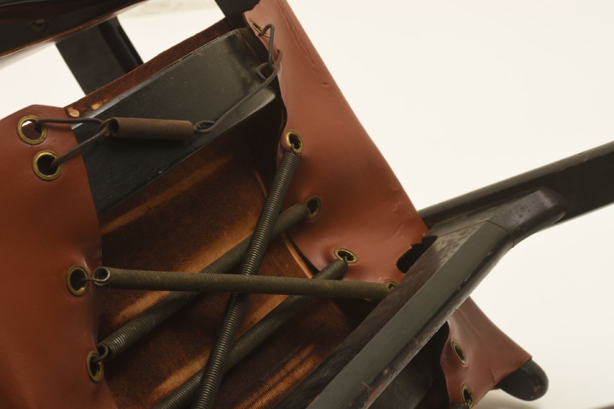 Tapiovaara-Ilmari_Low-Cost-Chair_detail5