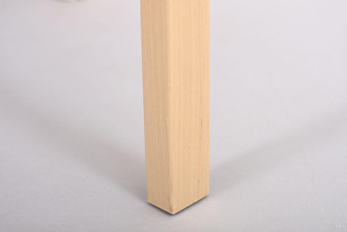 Aalto Alvar table 90d white laminate 2011 04