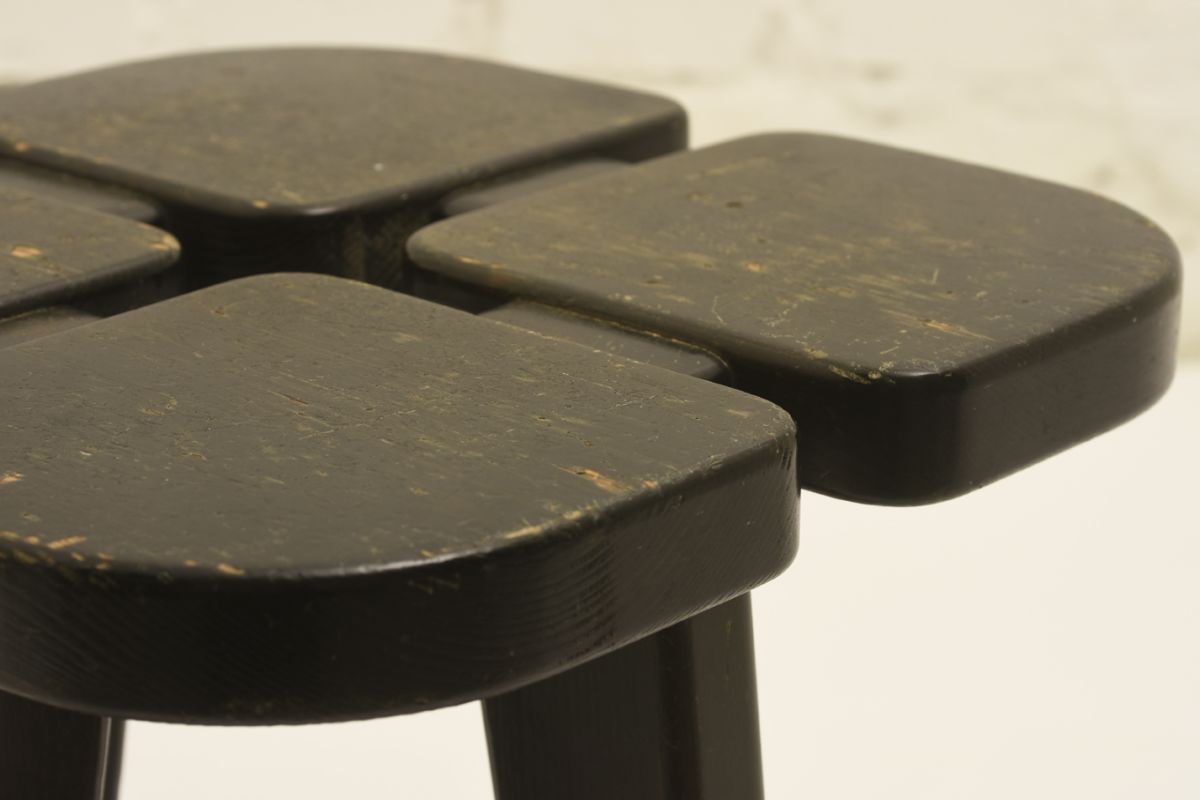 Peippo-Rauni_Apila-Stool-Black_Detail1