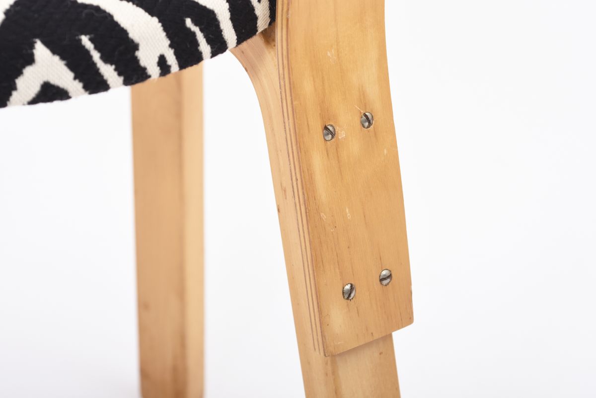 Aalto Alvar chair 69 zabra seat 06