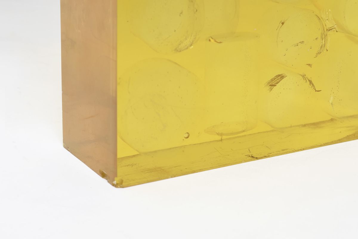 Anonymous-Yellow-Resin-Lamp-details6