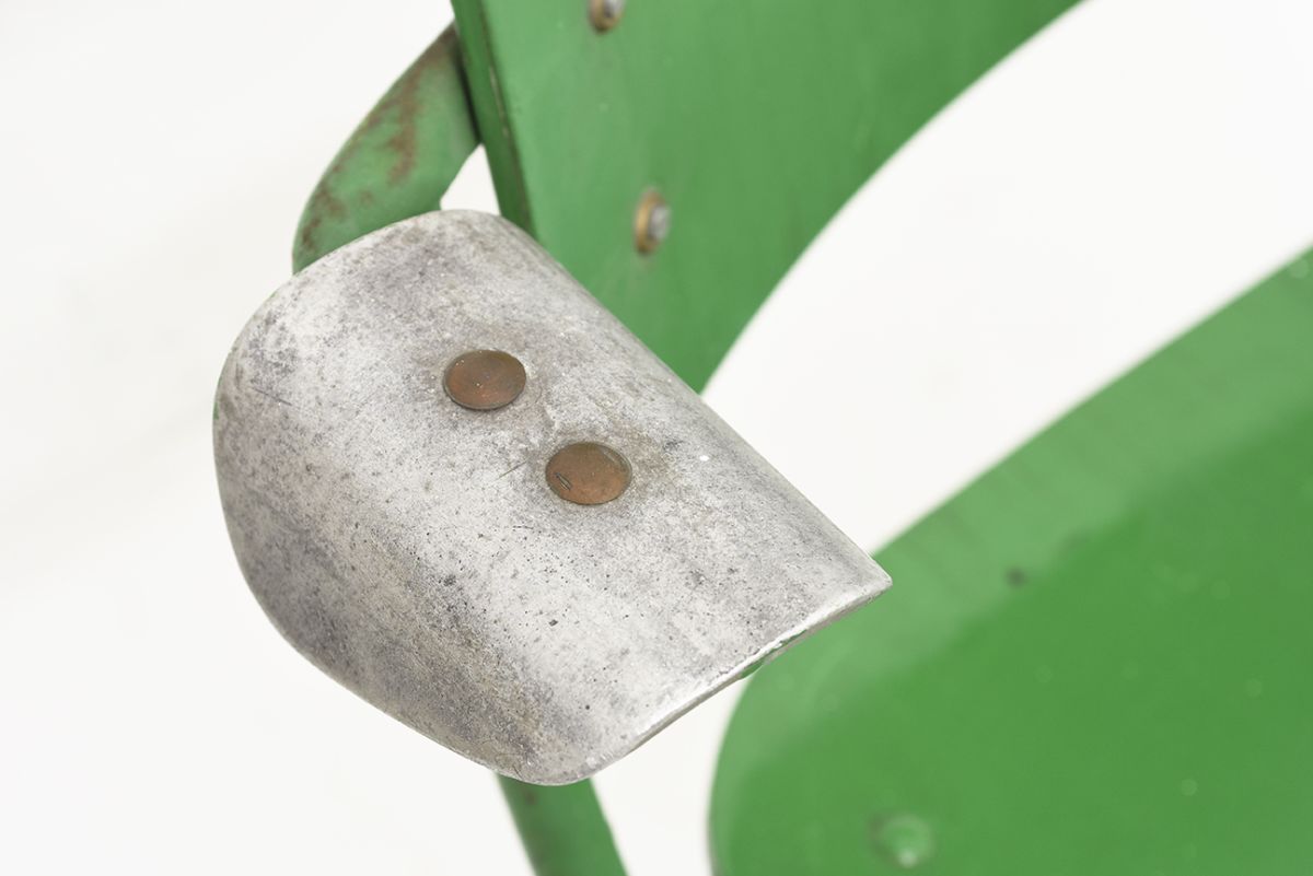 Tapiovaara-Ilmari-Nana-Armchair-Metal-Armrest_detail7