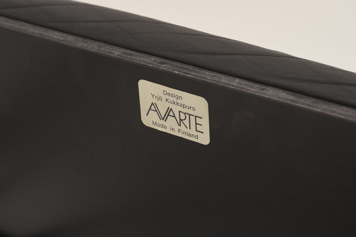 Kukkapuro-Yrjö-Side-Chair-500a-black_detail6