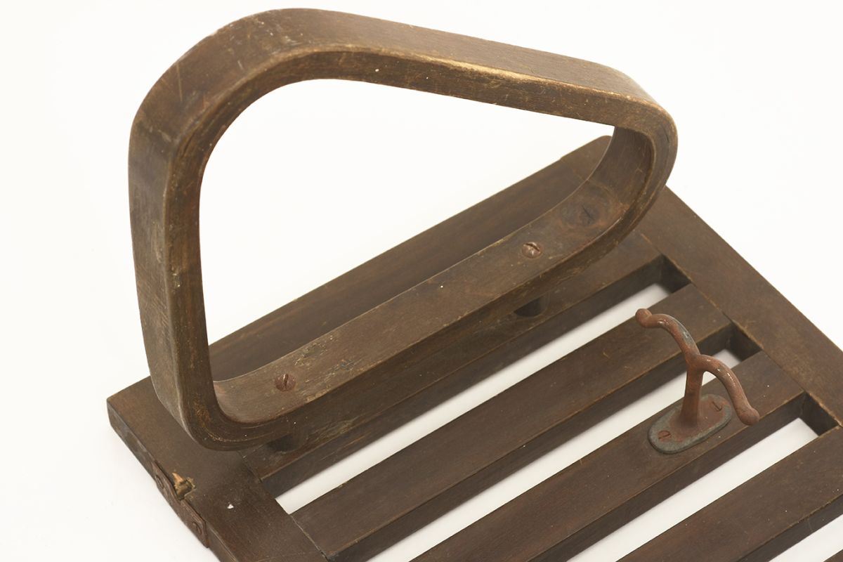 Aalto-Alvar-Early-Coat-Rack-dark-lacquered_detail4