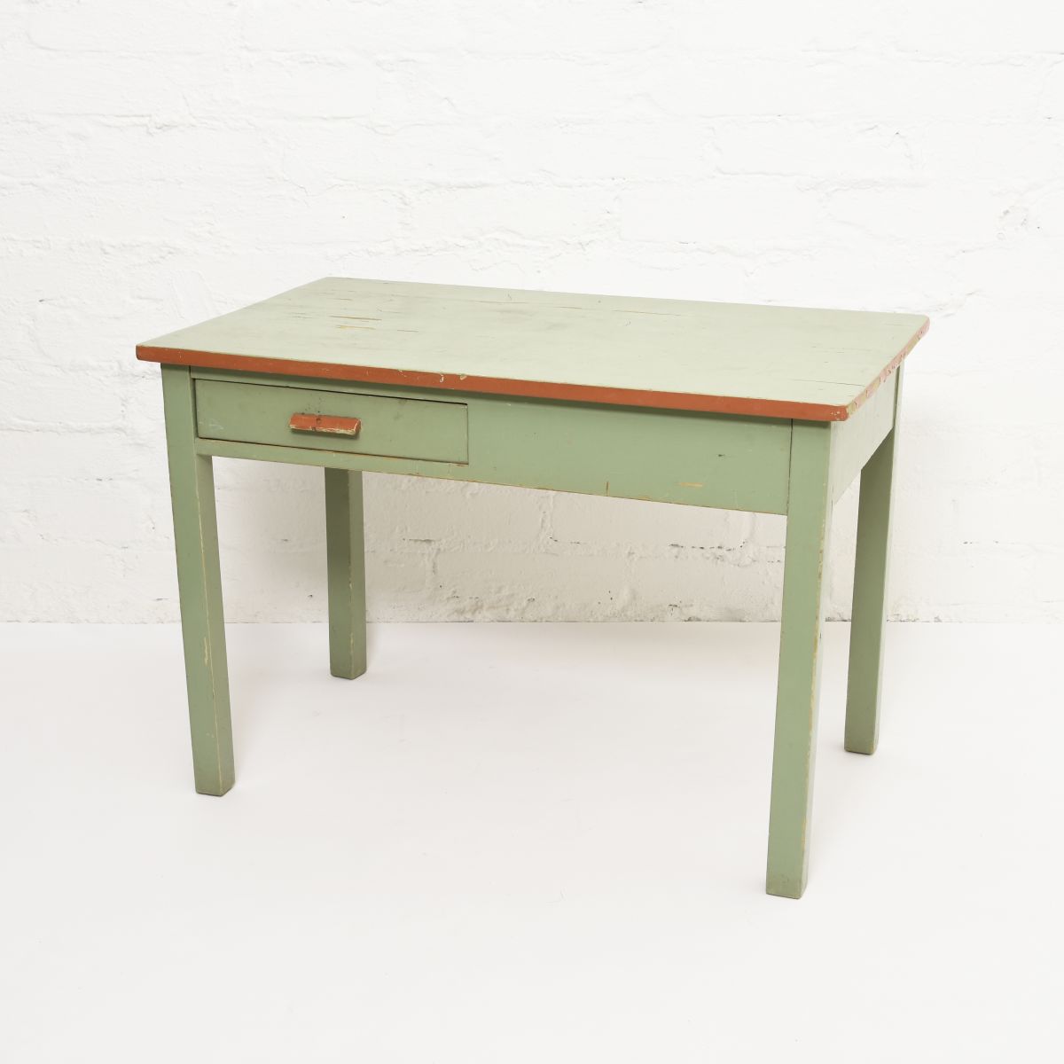 Toivonen-Eevert-Kids-Table-Green
