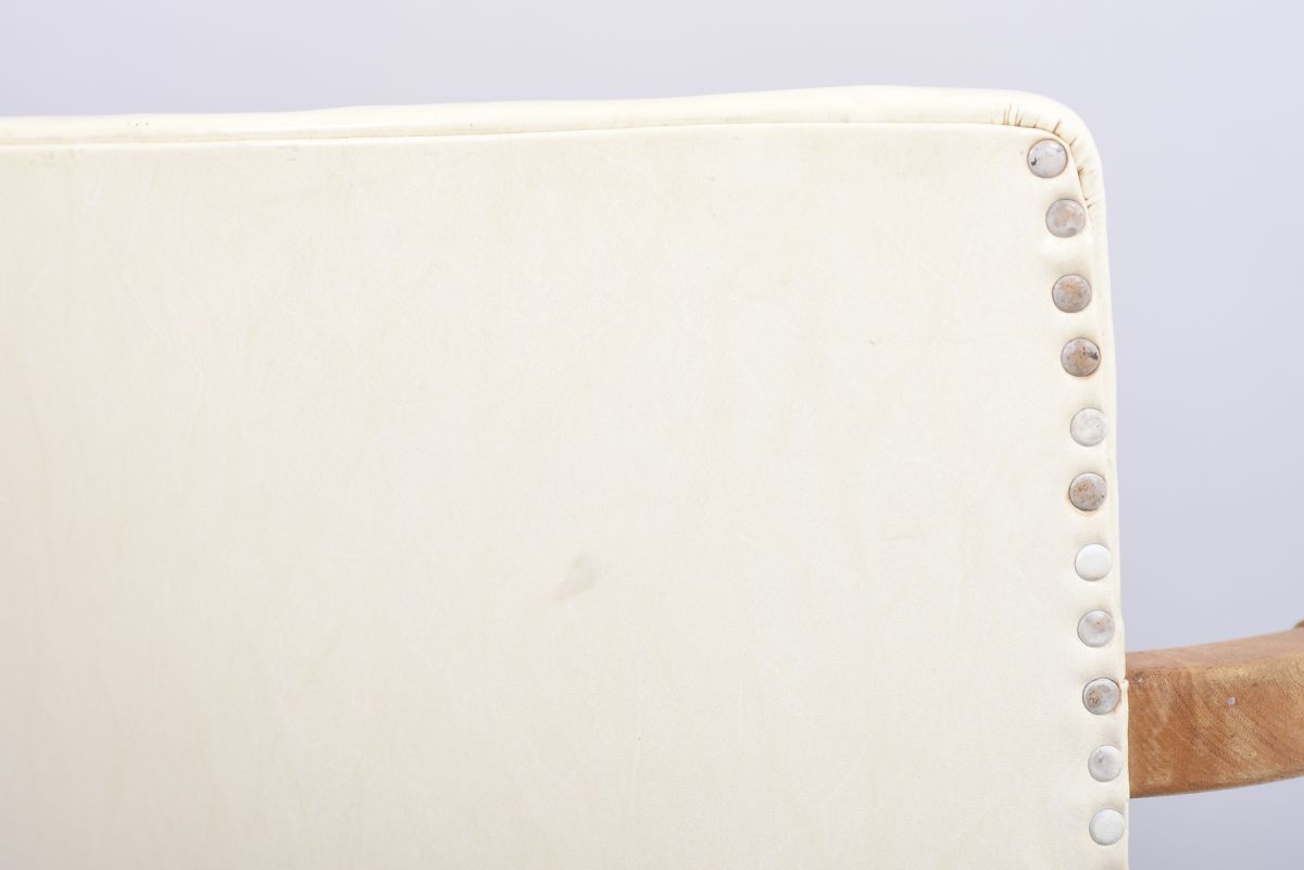 Aino Aalto Savoy tuoli white vinyl 03
