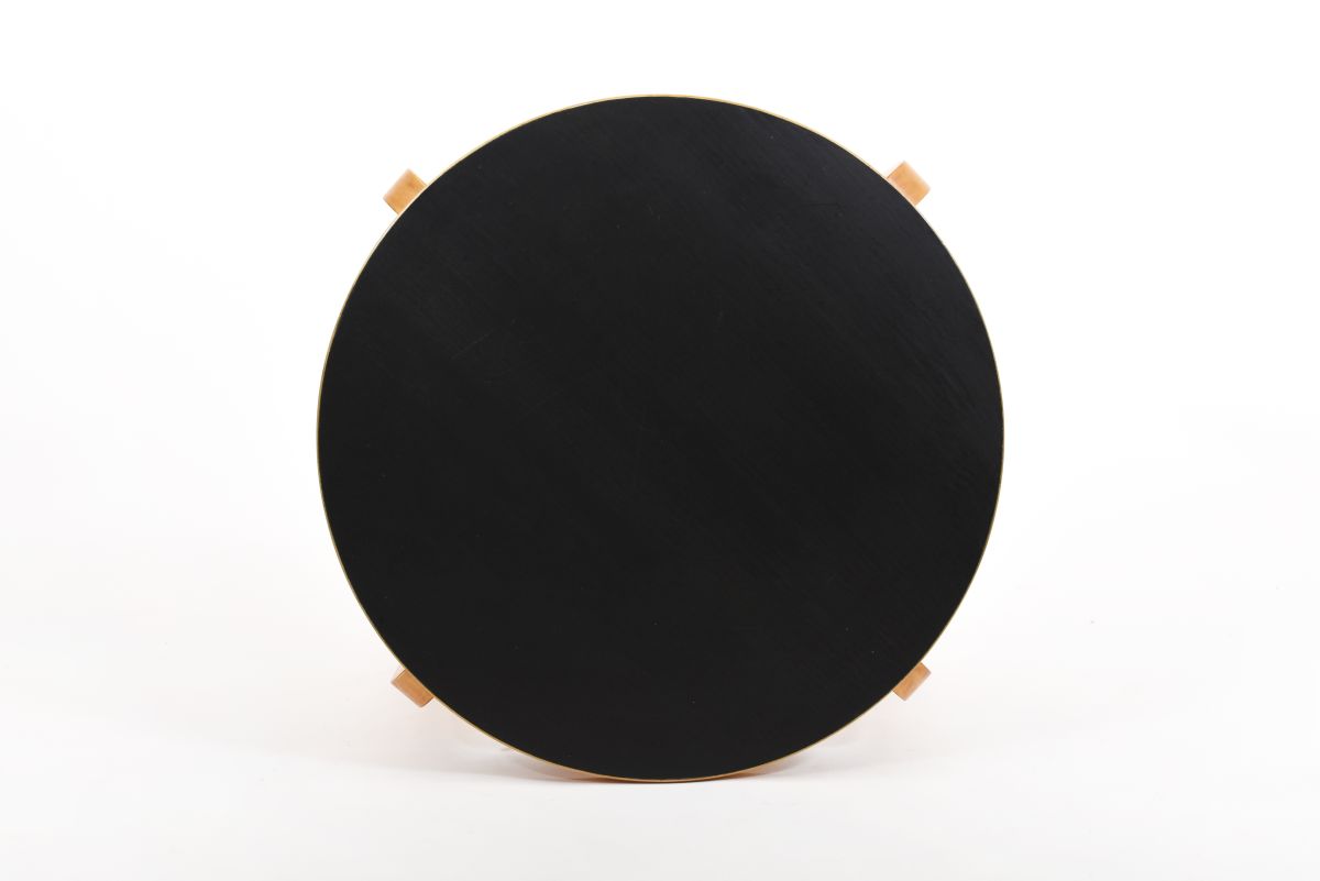 Aalto Alvarl club table black lino top