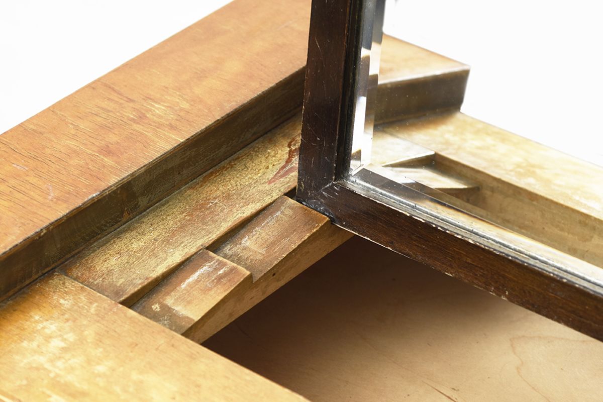 Anonymous-Vanity-Desk-with-Foldable-Mirror_detail10