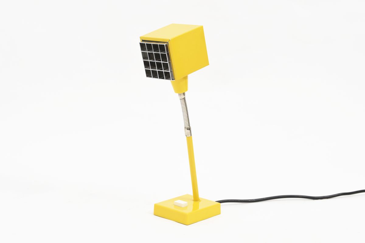 Jakobsson-Hans-Agne-Table-Lamp-Yellow