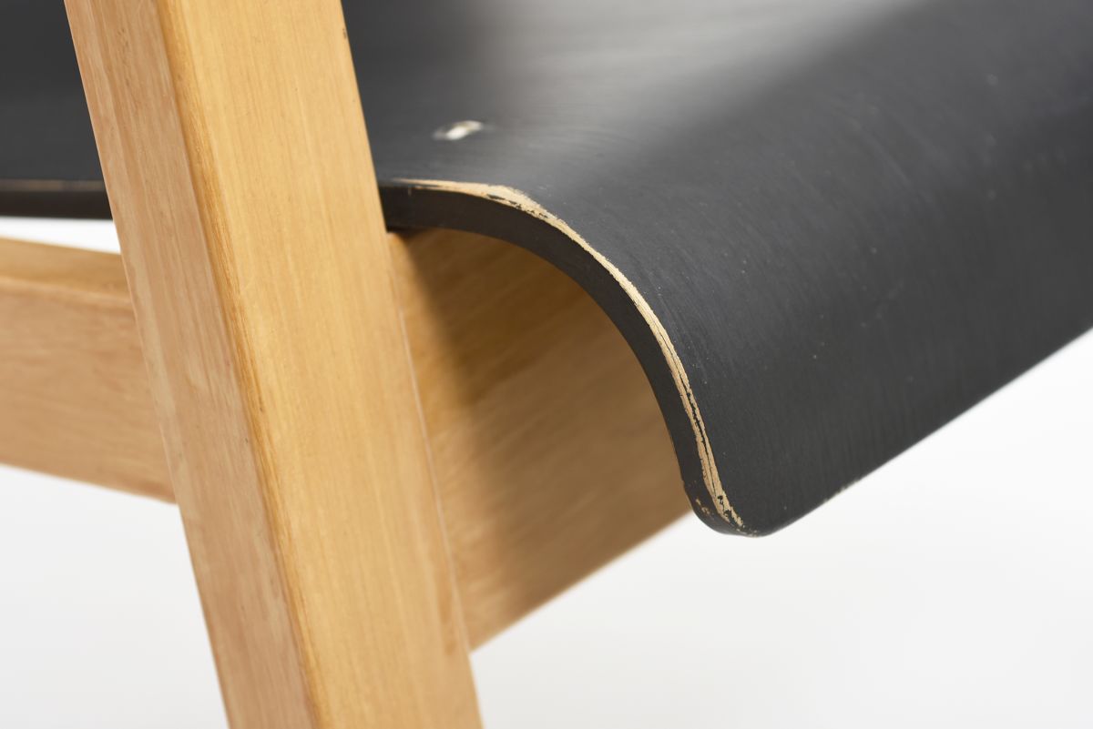 Aalto Alvar Hallway chair Birhc black 08