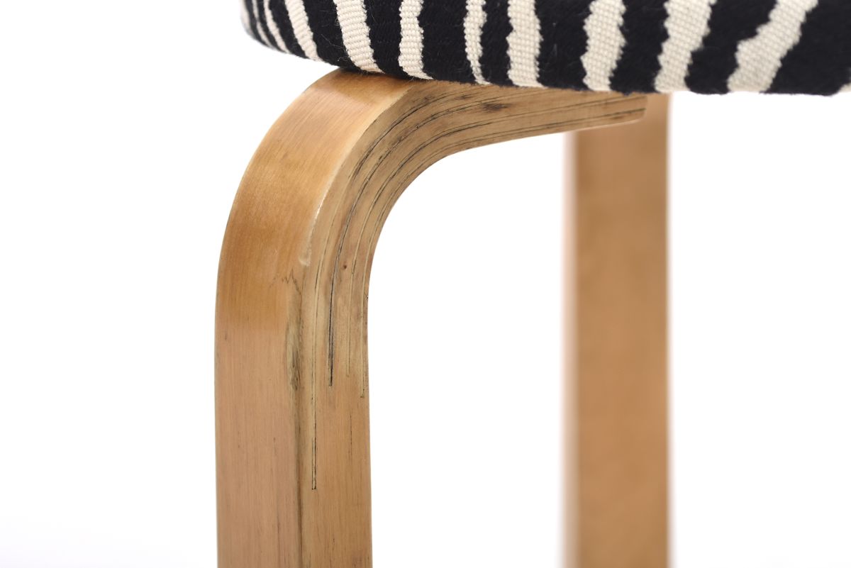 Aalto Alvar Stool 60 Zebra 4 slits 03