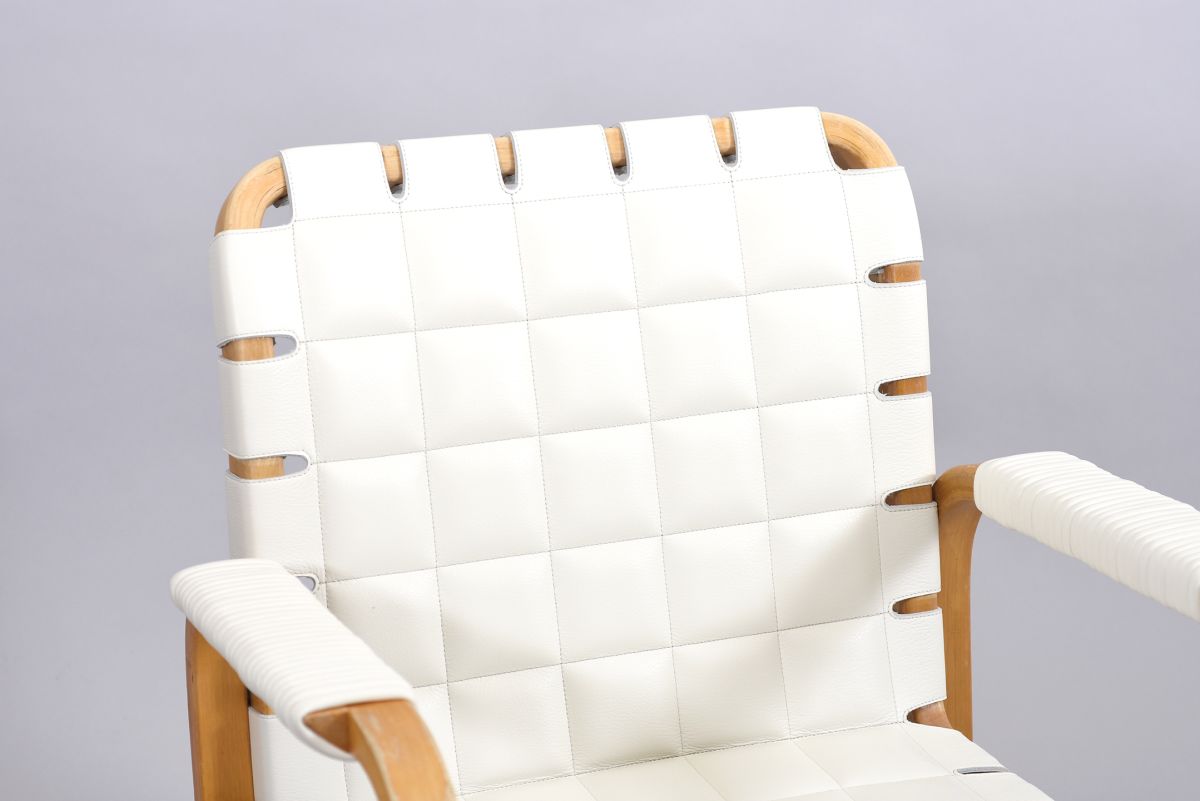 Aalto Alvar Chair45 White leather 01