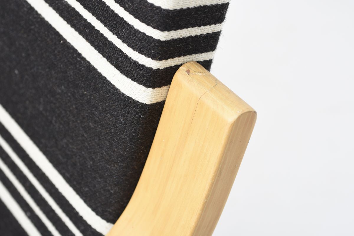 Aalto Alvar Armchair 402 stripe fabric 03