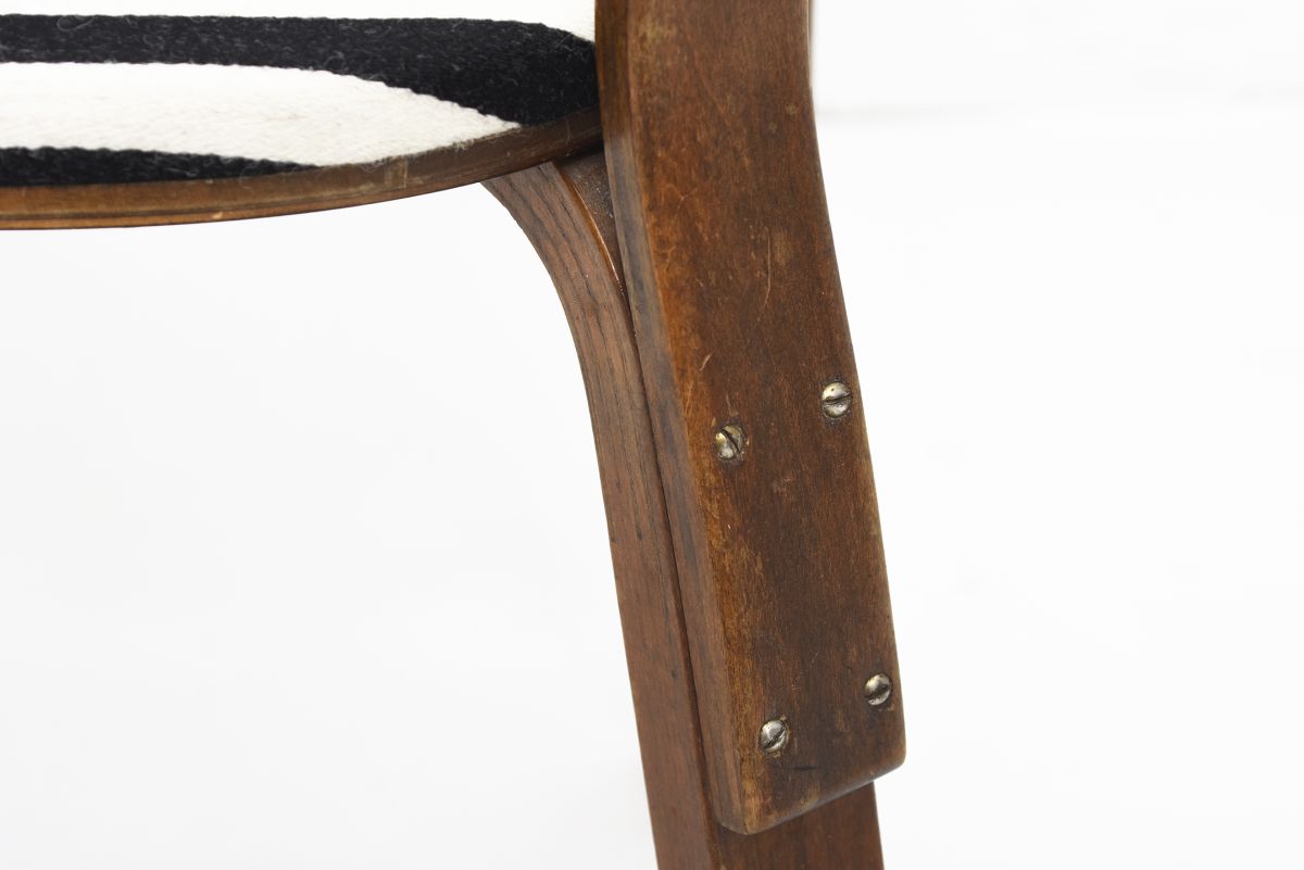 Aalto Alvar Chair 69 sandwich polo 09