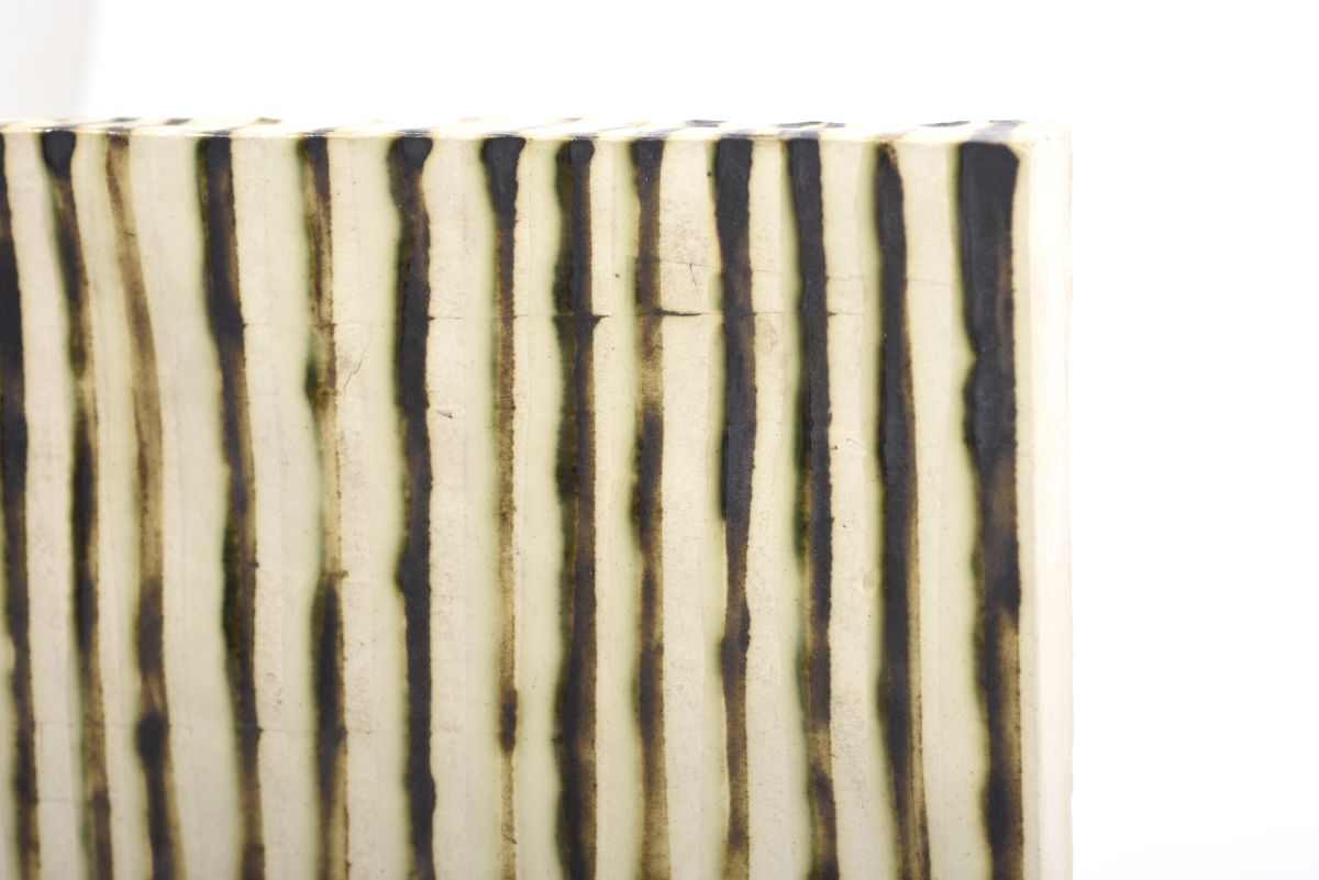 Rahikainen Heikki Ceramic art 41x 41 stripe 01