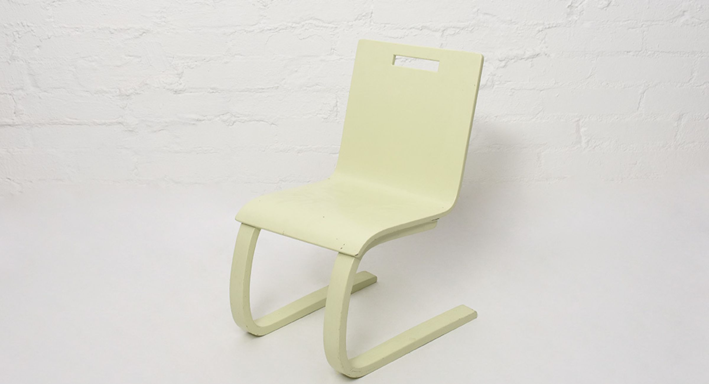 Aalto-Children-Chair-103.jpg
