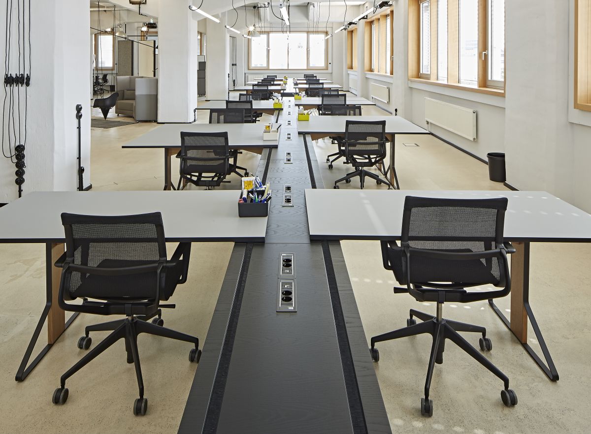 Consultancy_firm_Ply_copyright_JuliaMariaMax_2