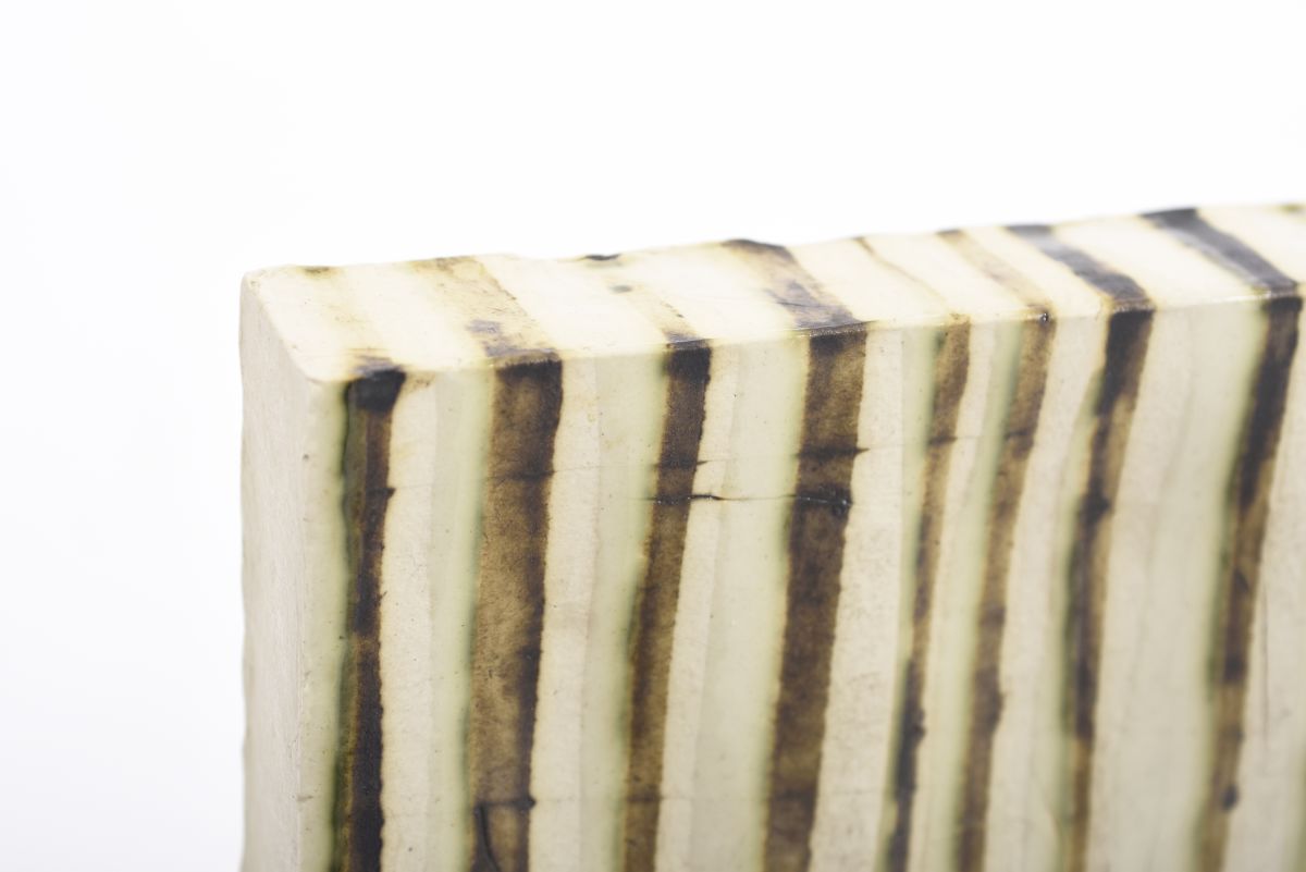 Rahikainen Heikki Ceramic art 41x 41 stripe 02
