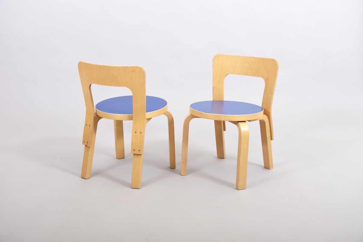Aalto Alvar N65 blue linoleum