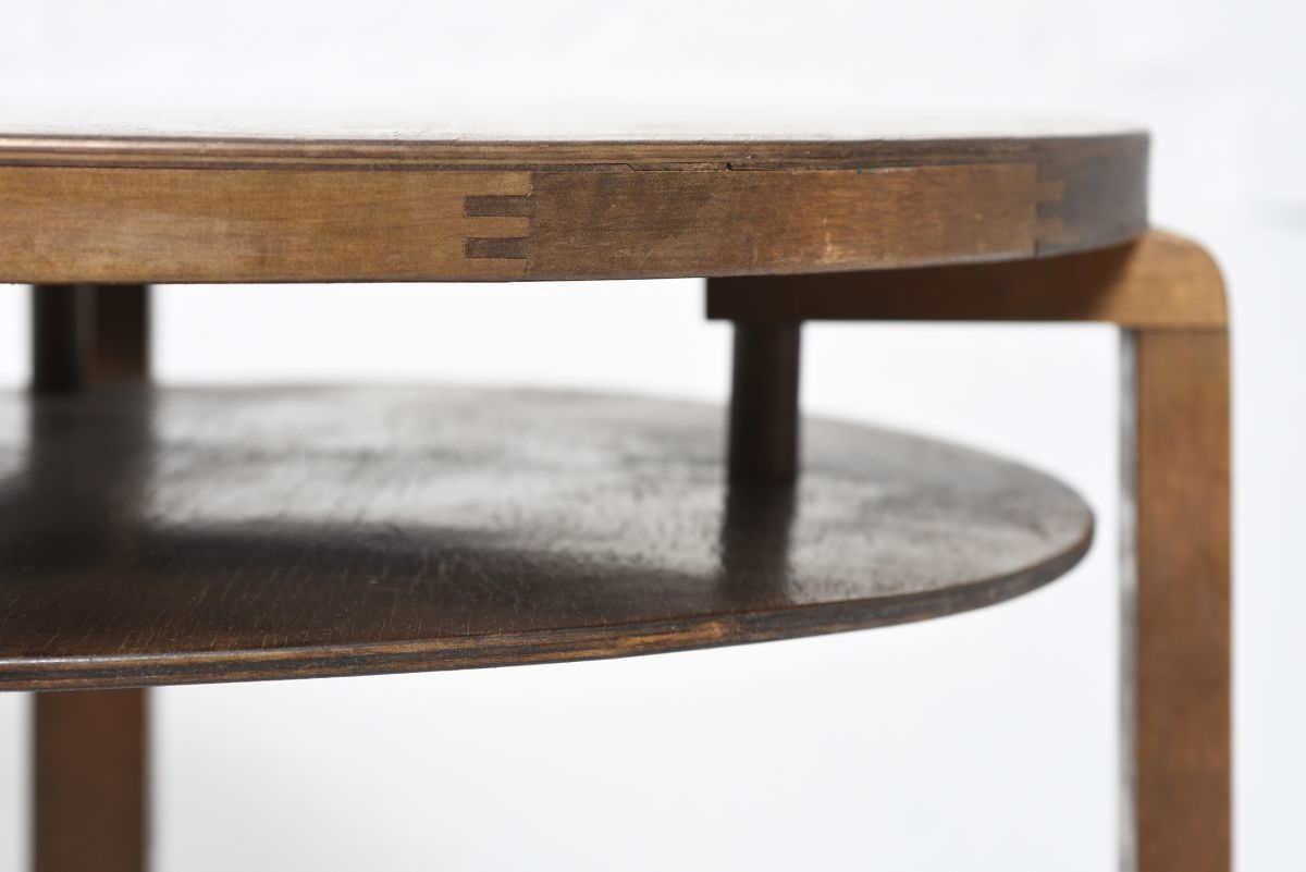Aalto Alvar War leg Club table 03