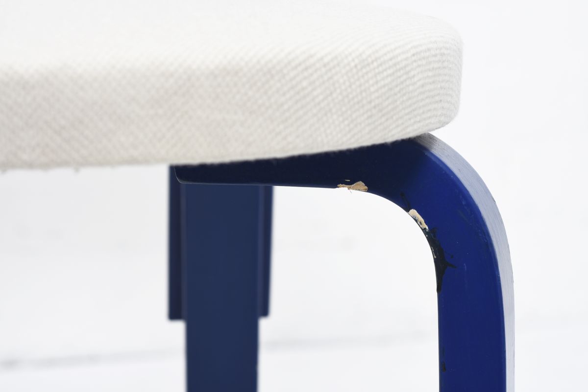 Aalto Alvar Chair 66 deep bule 08