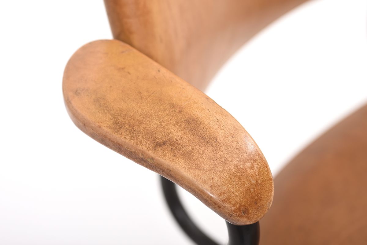 Tapiovaara ilmari Lukki armchair leather 04