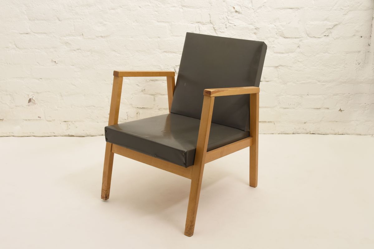 Aalto-Alvar-Armchair-glay_high_res
