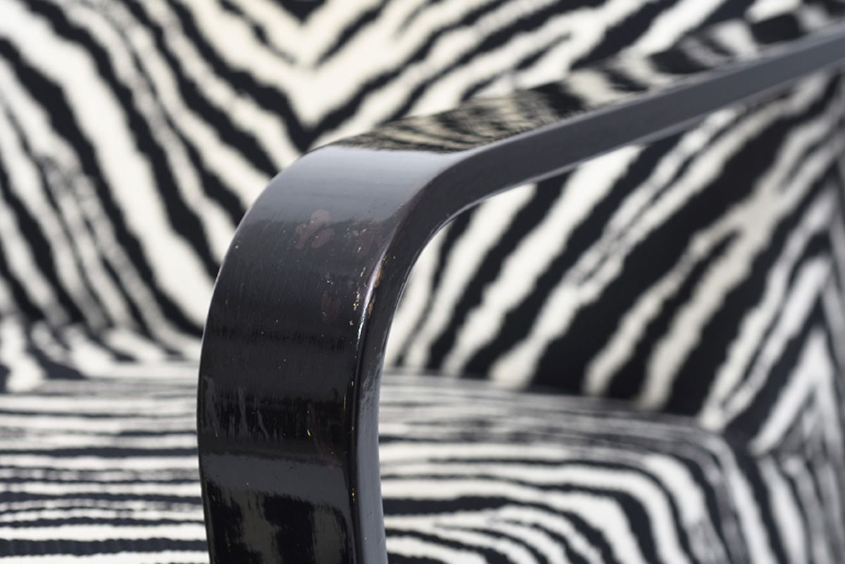 Alvar Aalto Armchair44 Zebra details6