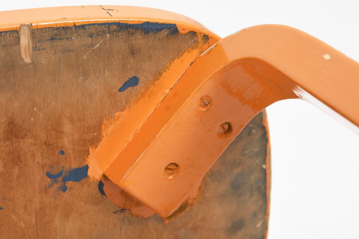 Aalto-Alvar-Chair69-Painted-Blight-Orange_detail16