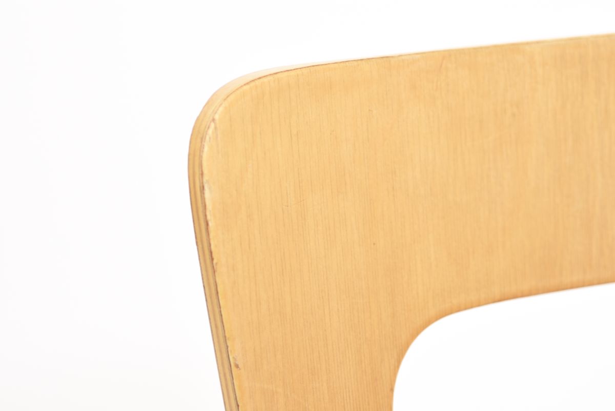 Aalto Alvar Chair N65 red lino set 03