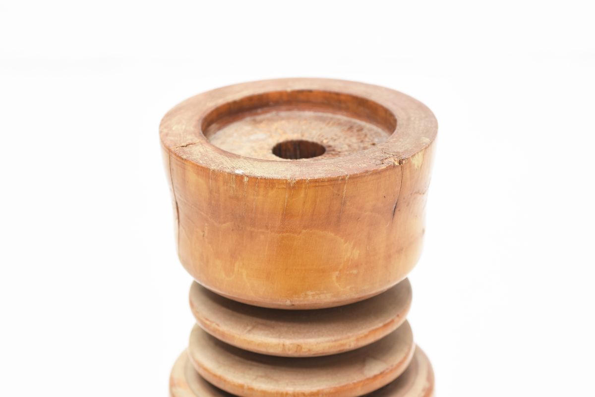 Anonymous Massive wood Candle holder 01