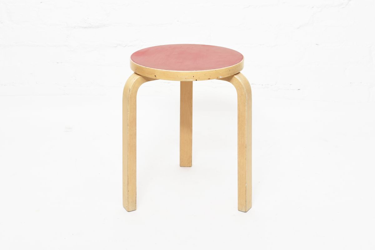 Aalto Alvar stool60 red rinoleum