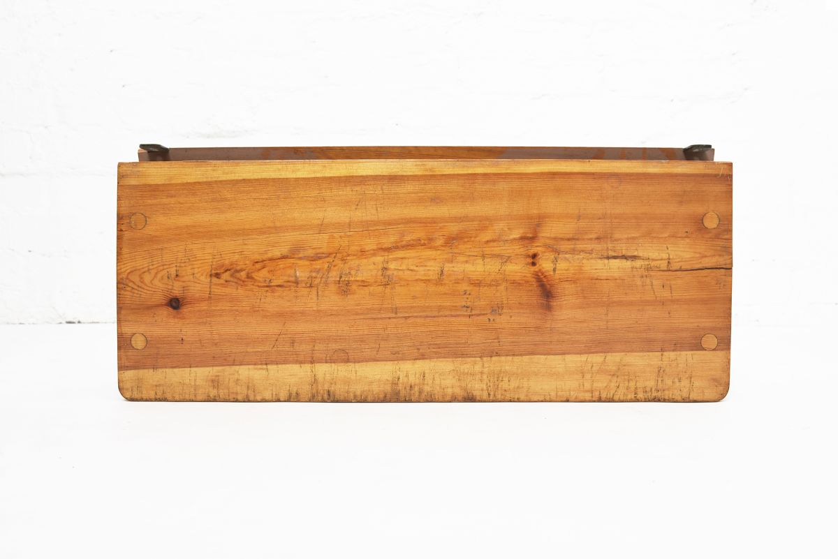 Aalto Alvar Coat and hat rack top