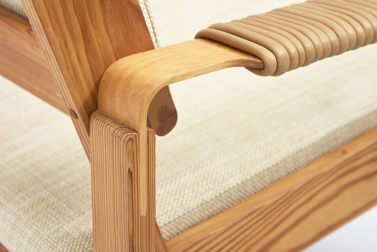 Mentula Perttu Armchair 07