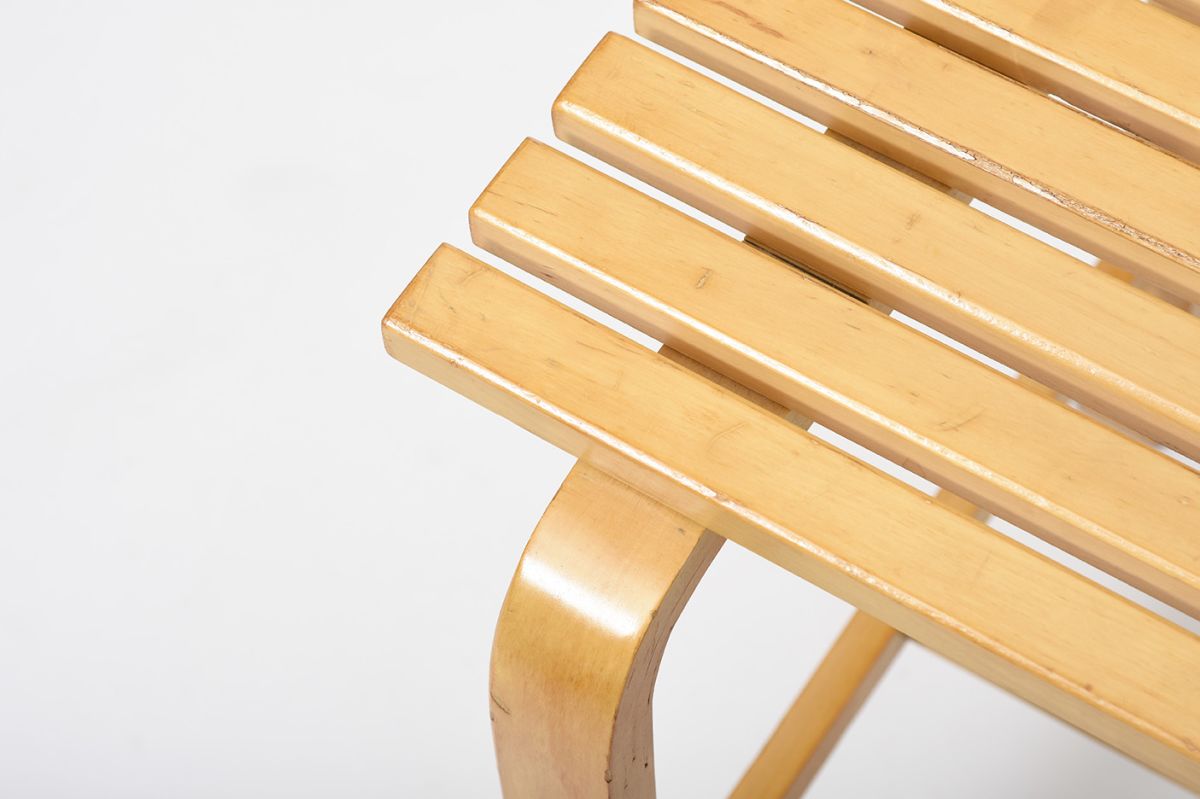 Aalto Flower Bench details1