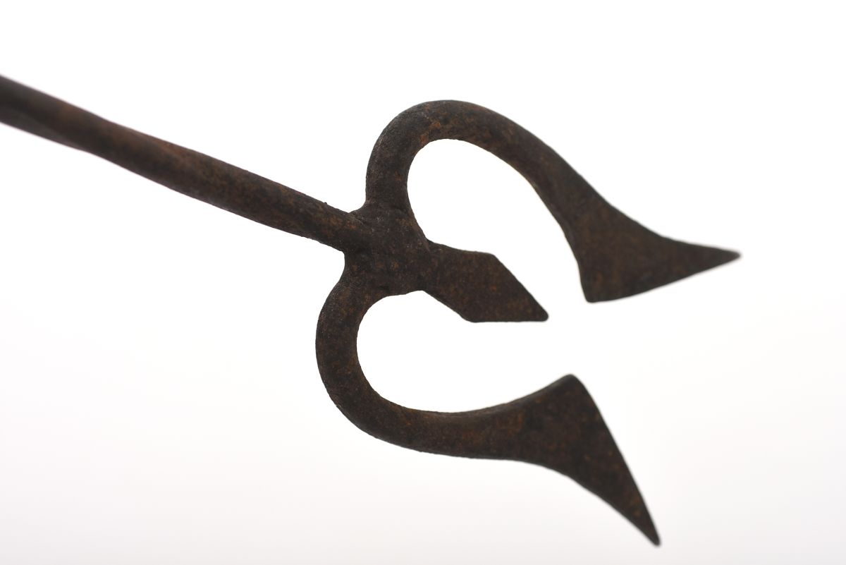 Tynell Paavi iron tools and stand 08
