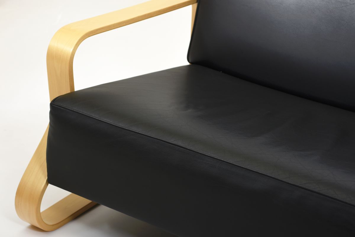 Aalto Alvar sofa 544 black sheep leather 06