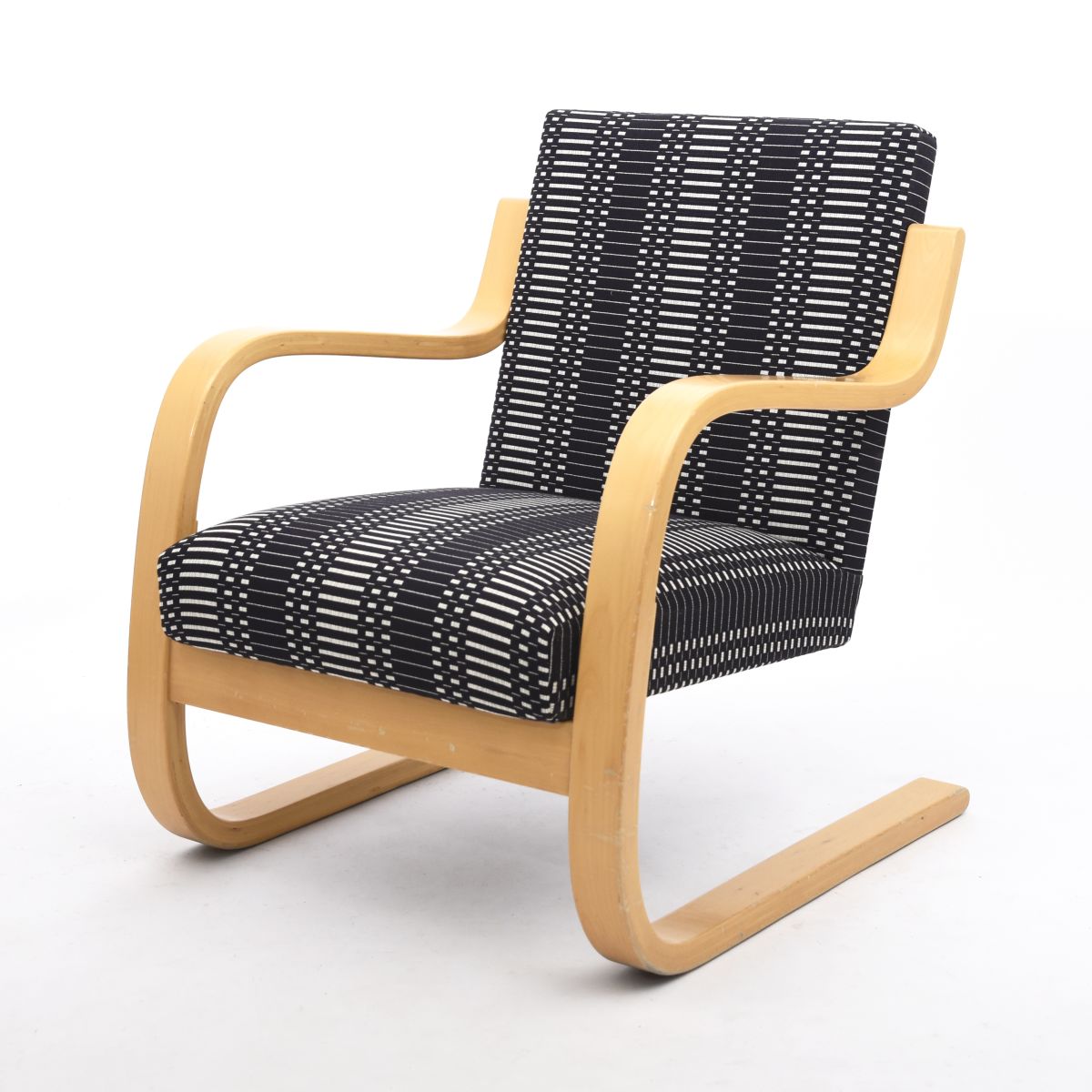 Aalto Alvar armchiar 402 JG fabric