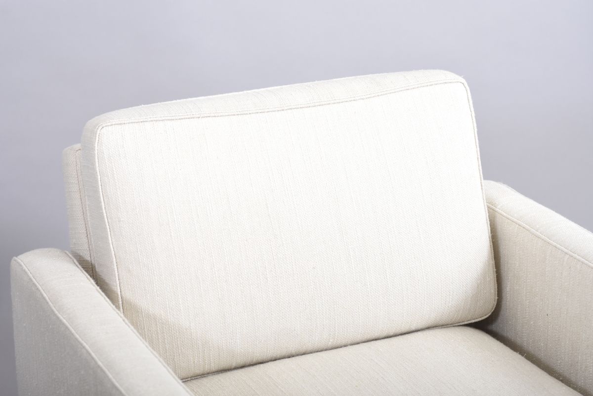 Aalto Alvar Armchair 511 white wool fabric 01