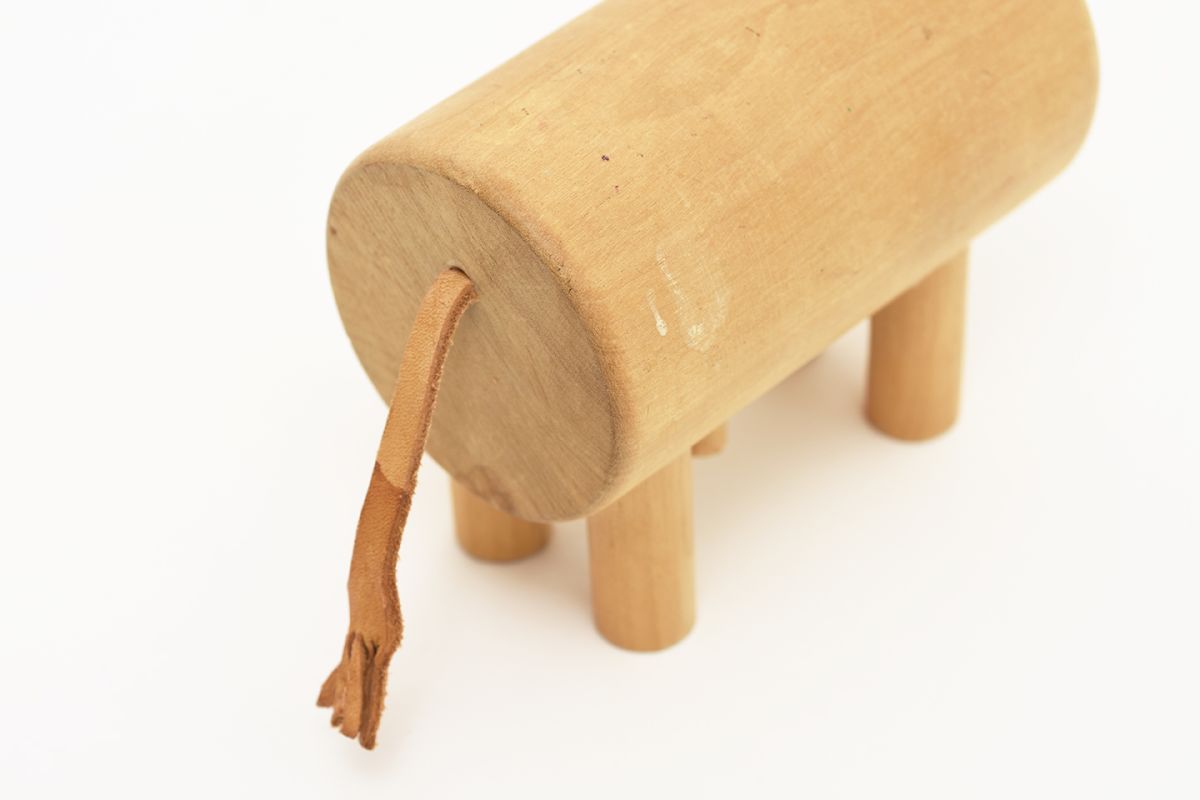 Anonymous-Wooden-Animals_detail2
