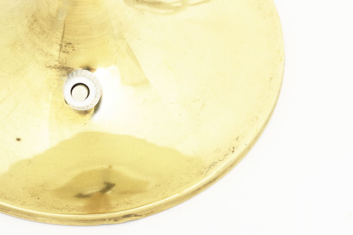 Ruokonen-Kai-Brass-Table-Lamp_detail6