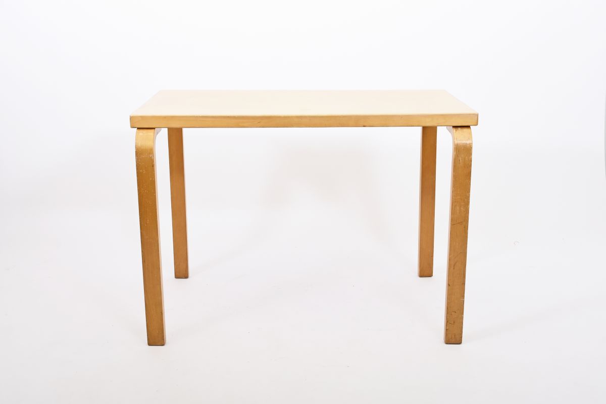 Aalto Alvar bone white lino Table 1940