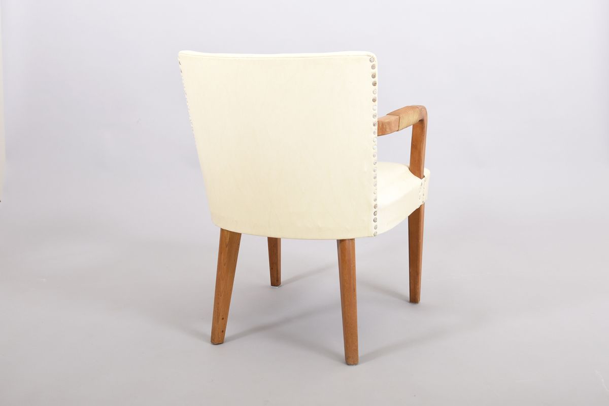 Aino Aalto Savoy tuoli white vinyl back