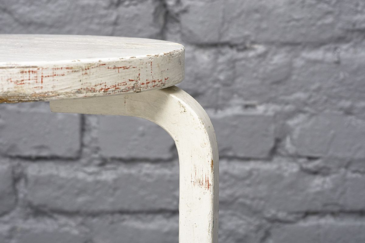 Aalto-Stool60-Painted-White-details5