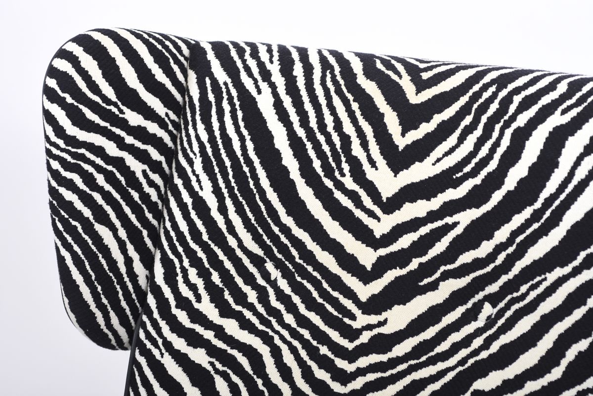 Aalto Alvar Armchair Tank high back ear zebra 02