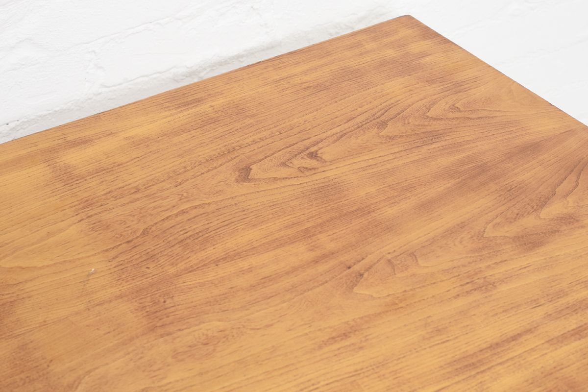 Aalto-Aino-Dining-Table-Elm-Brass-Leg_detail1