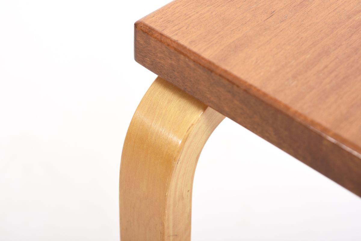 Aalto Alvar Nest table mahogany top 03