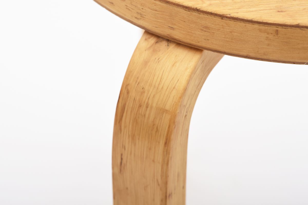 Aalto Alvar Stool60 three leg birch 02