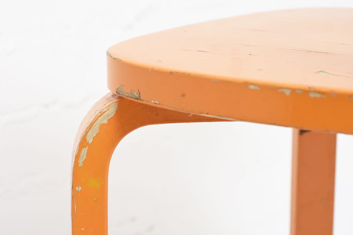 Aalto-Alvar-Chair69-Painted-Blight-Orange_detail14